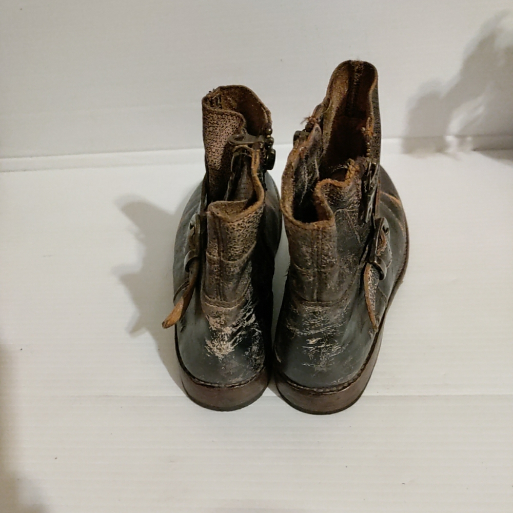Bed Stu Black and Brown Leather Ankle Boots - Picture 4 of 12